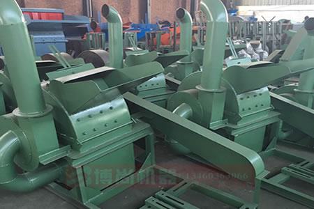 多功能粉碎機(jī) 雙口粉碎機(jī) 邊角料粉碎機(jī) 木頭粉碎機(jī) 小樹枝粉碎機(jī)